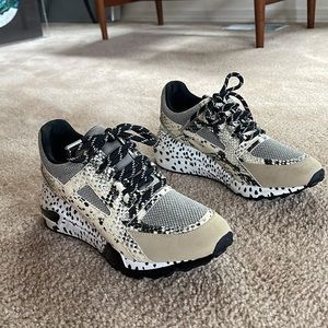 Steve Madden Tennis Shoes